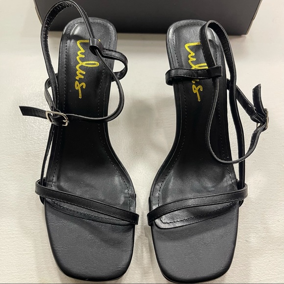 Lulus Shoes - Lulu’s strappy sandal heeled 👠